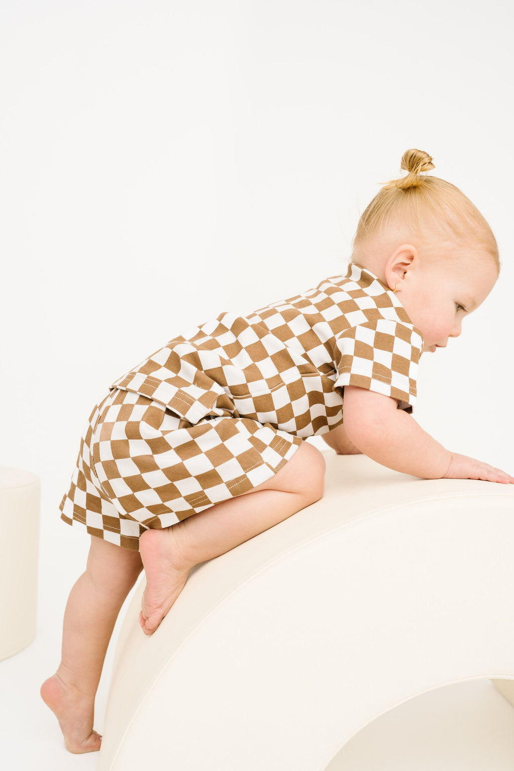 Brown Checkered Pocket Set