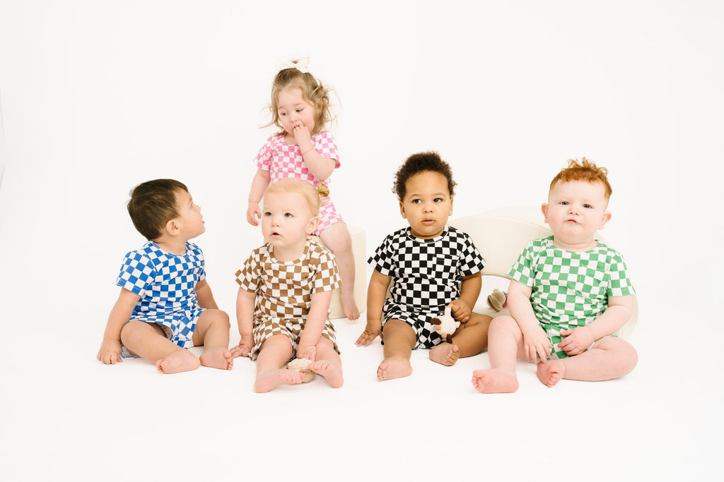 Brown Checkered Pocket Set